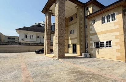 16-Room Detached House for Lease at Oniru, Lekki