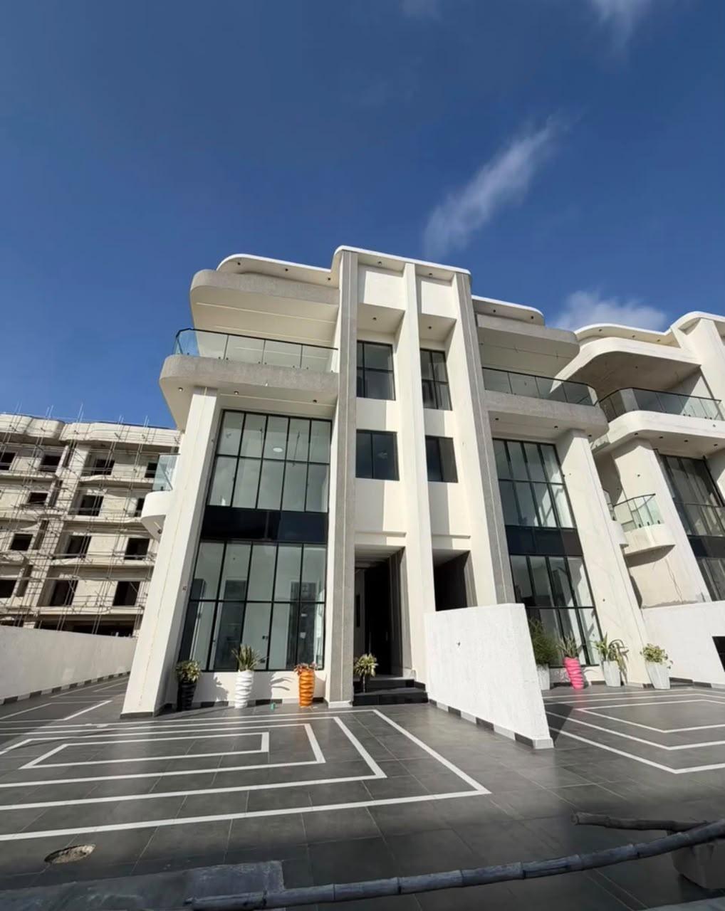 5-Bedroom Semi-Detached Duplex with BQ | Lekki Phase 1