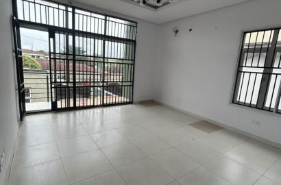 TO LET – Newly Refurbished 2-Bedroom Apartments | Lekki Phase 1