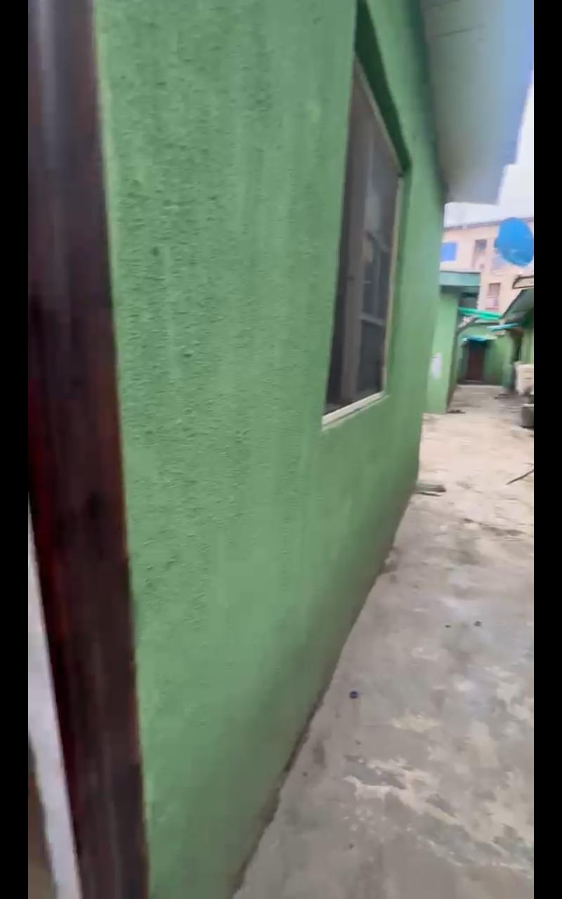 Room Self-Contained | Yaba, Lagos