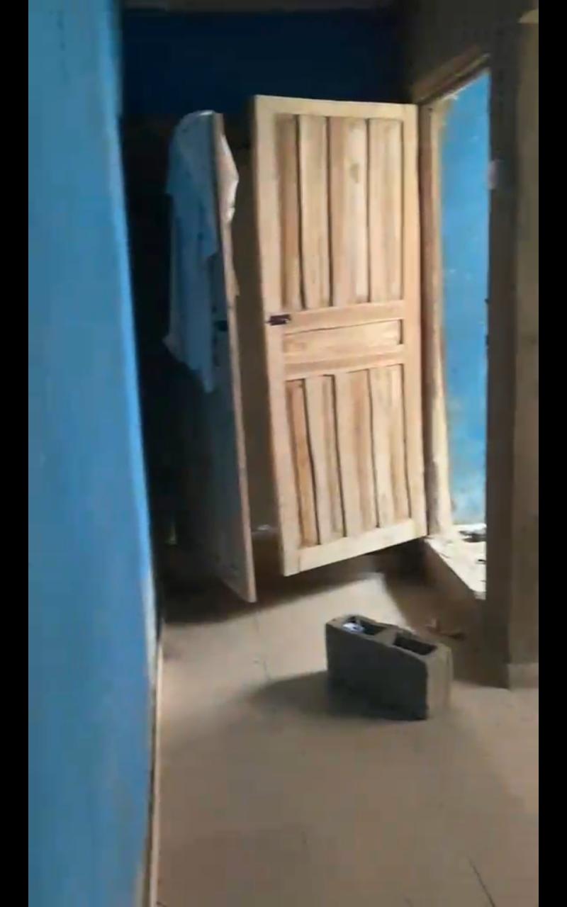 Room Self-Contained to Let | Ile-Ibadan Bus Stop, Ikotun