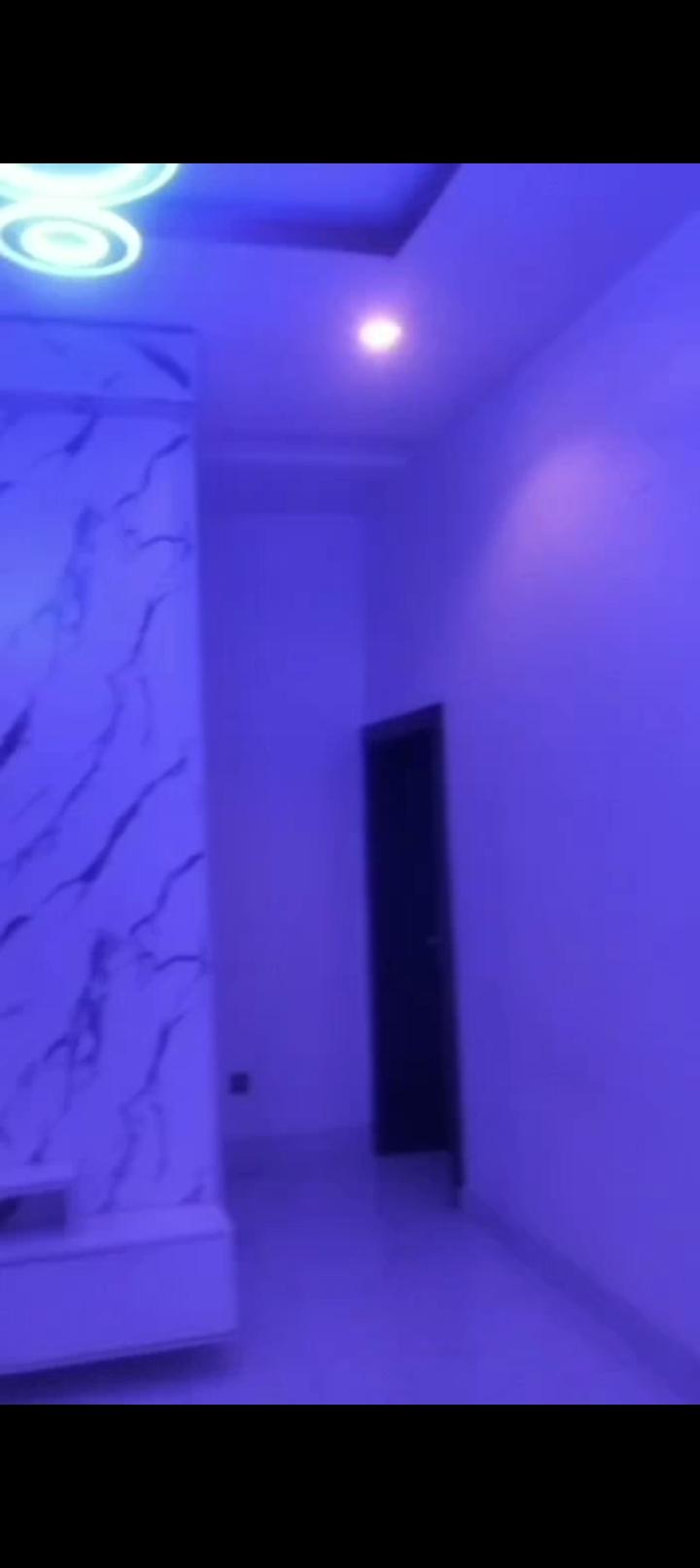 2-Bedroom Flat in an Estate at Ago