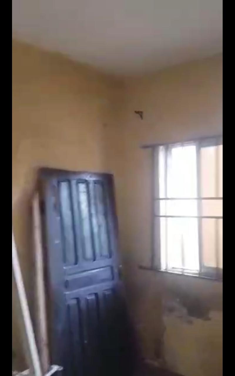 Room Self-Contained for Rent at Dopemu