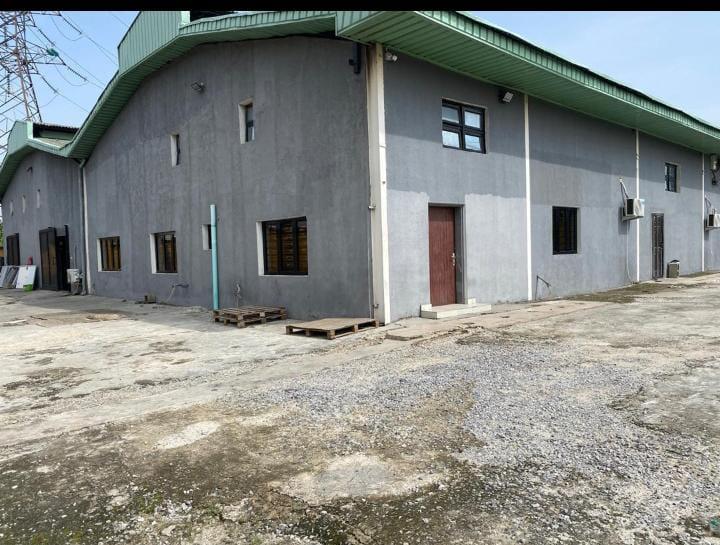 2-Bay Warehouse for Sale at Akilo Road, Ikeja
