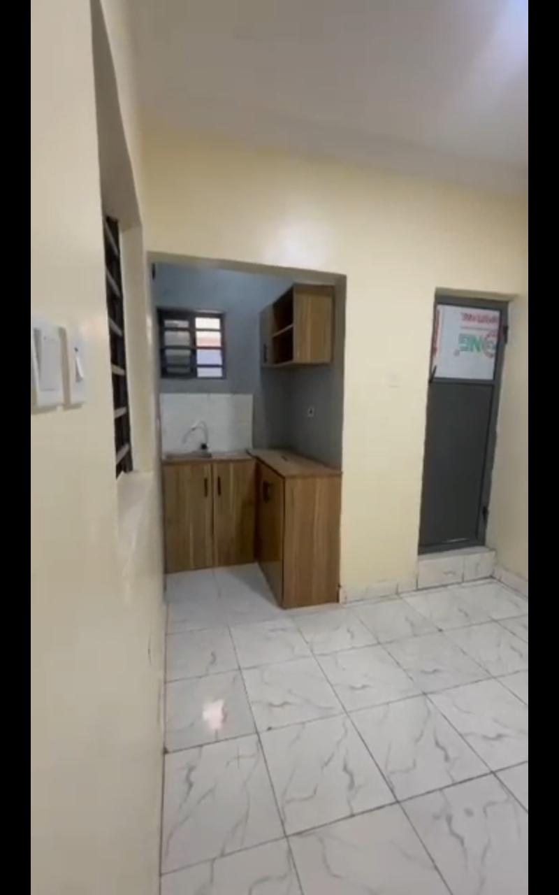 Room Self-Contained at Shomolu