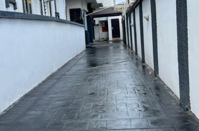 5-Bedroom Fully Detached Duplex with BQ at Chevron Drive, Lekki