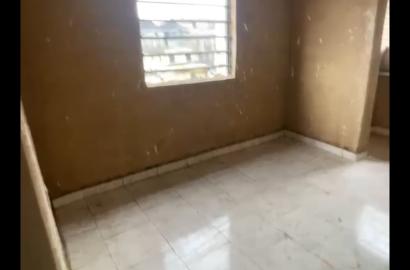 Room Self-Contained at Shomolu