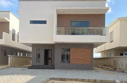 5-Bedroom Fully Detached Duplex with Swimming Pool for Sale at Lekki Phase 1