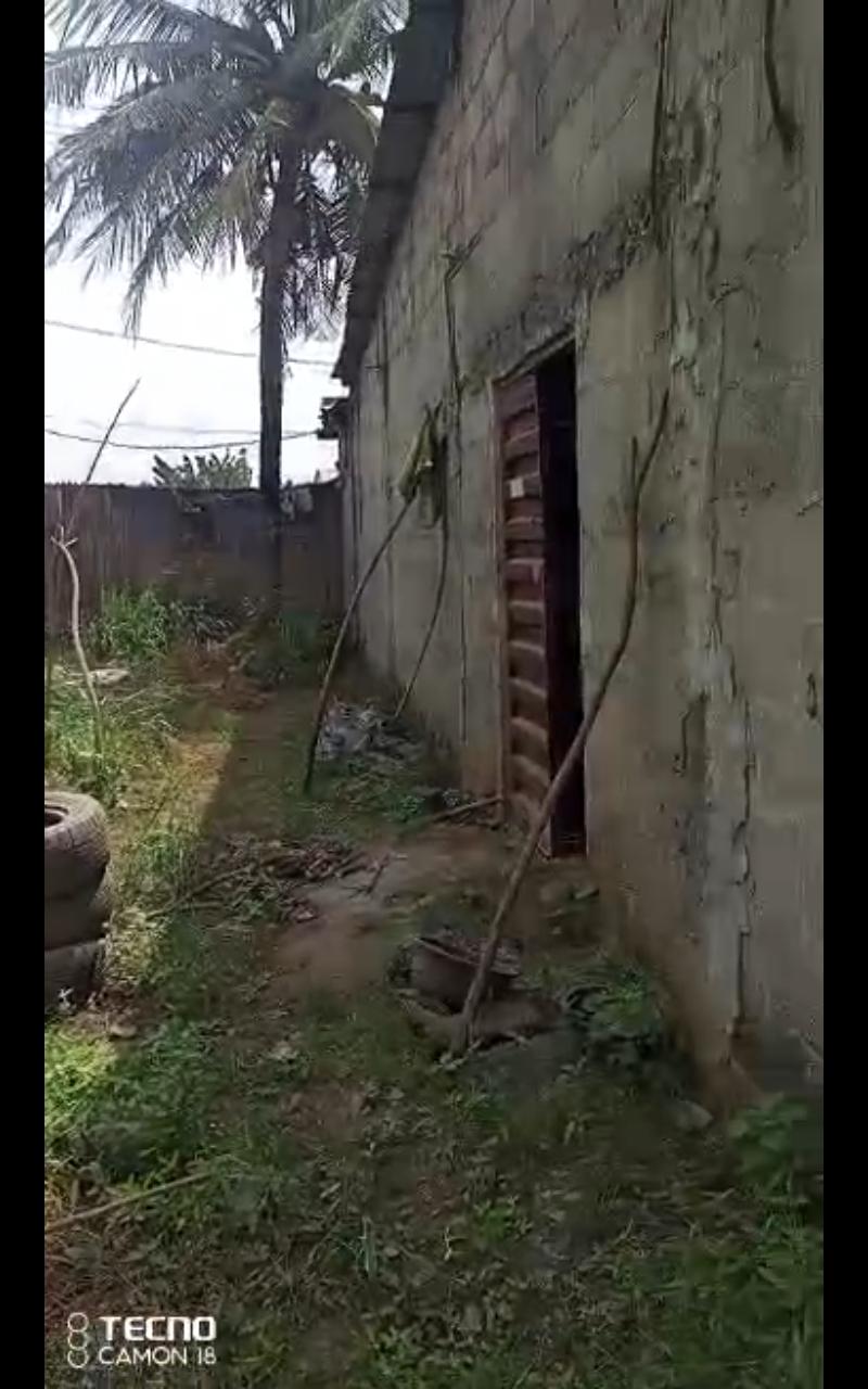 Warehouse & 2 Shops on Over a Plot of Land for Sale at Oke-Afa, Isolo