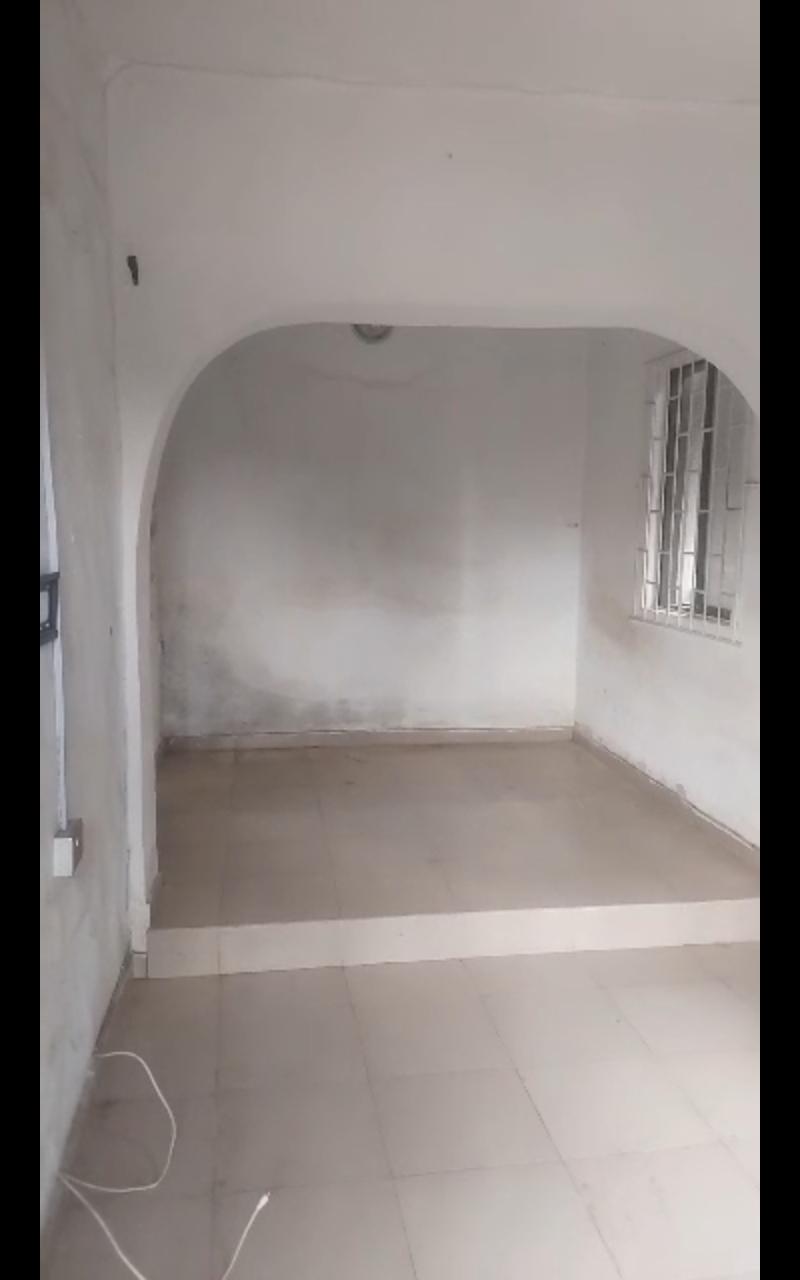 Room Self-Contained at Isuti Road, Egan Igando