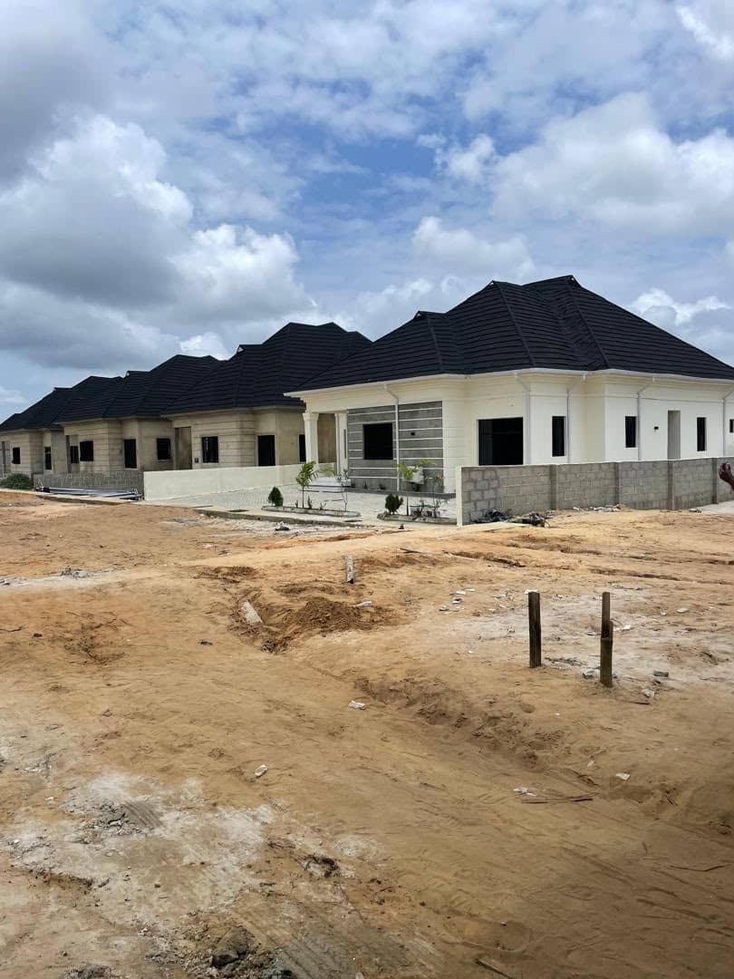 3 & 4-Bedroom Bungalows for Sale at Olelogbe, Ibeju-Lekki