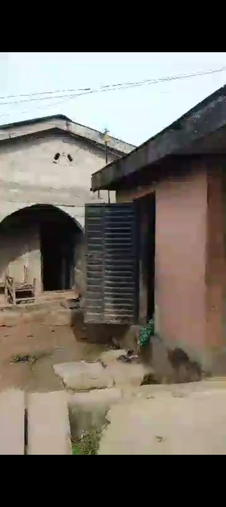 PRICE SLASH! ₦25M Half-Plot Bungalow Along Isolo–Ikotun Express Road