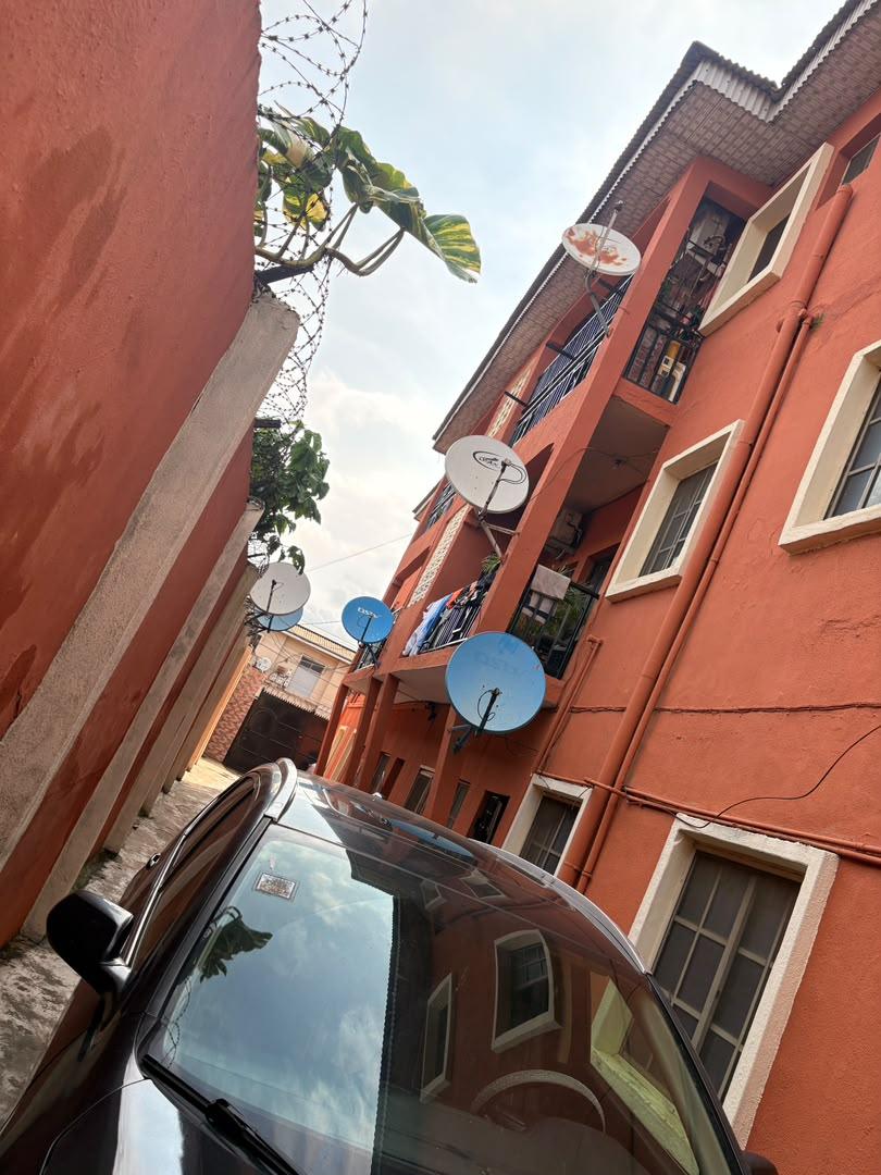Prime 6-Unit Residential Investment | Ire-Akari Estate, Isolo
