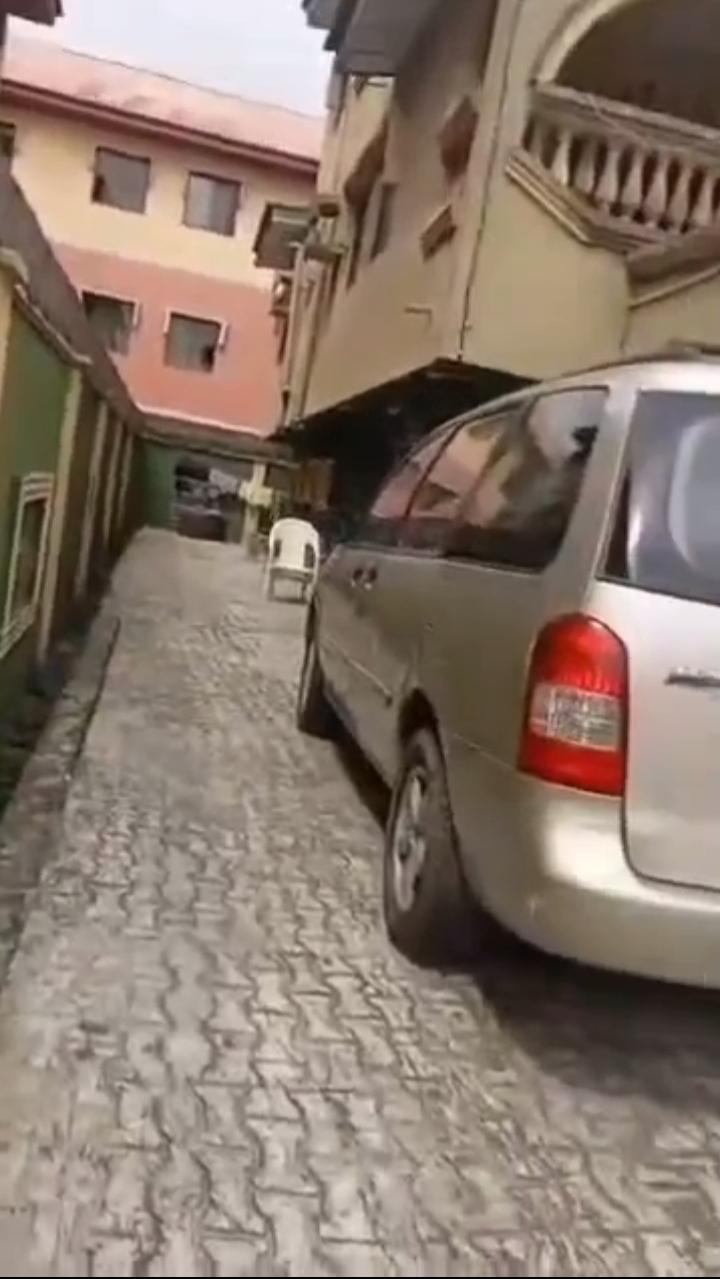 Spacious 6-Bedroom Duplex on 620sqm | Ago-Okota