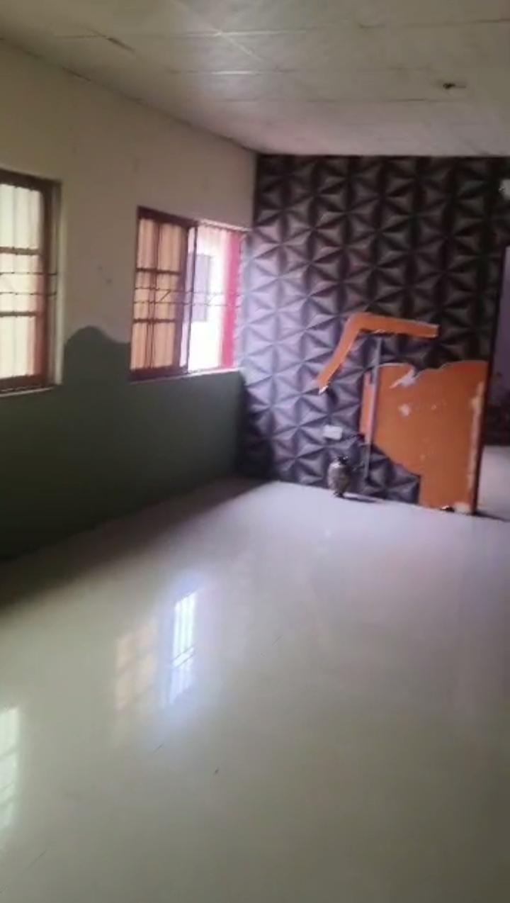 3-Bedroom Upstairs Flat with Visitor’s Toilet | Bucknor
