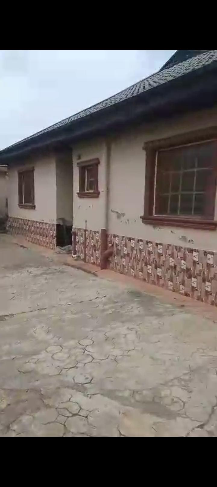 Prime 60 × 120ft Land at Mingles, Ilewe, Ejigbo