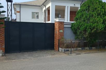 5-Bedroom Fully Detached Duplex with 2-Room BQ