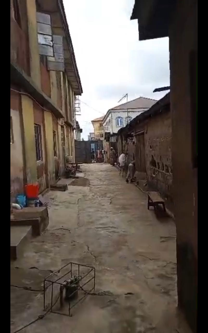 mini flat to let – Tioluwani, off Ikotun-Ijegun Road