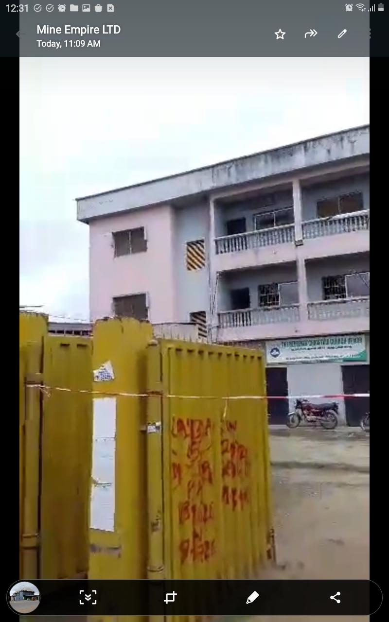 Commercial/residential property for sale – abarenje/ikotun road  📝 Description