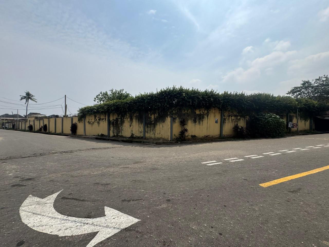 1,970sqm Corner Piece with 2 Units of 4-Bedroom Bungalows – Maryland