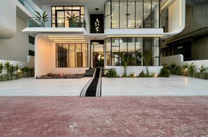 5-Bedroom Luxury Detached Home with Pool, Elevator & Cinema at Osapa, Lekki
