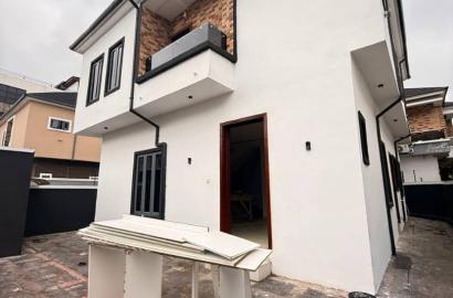 5-Bedroom Detached Home at Victory Park, Osapa London, Lekki