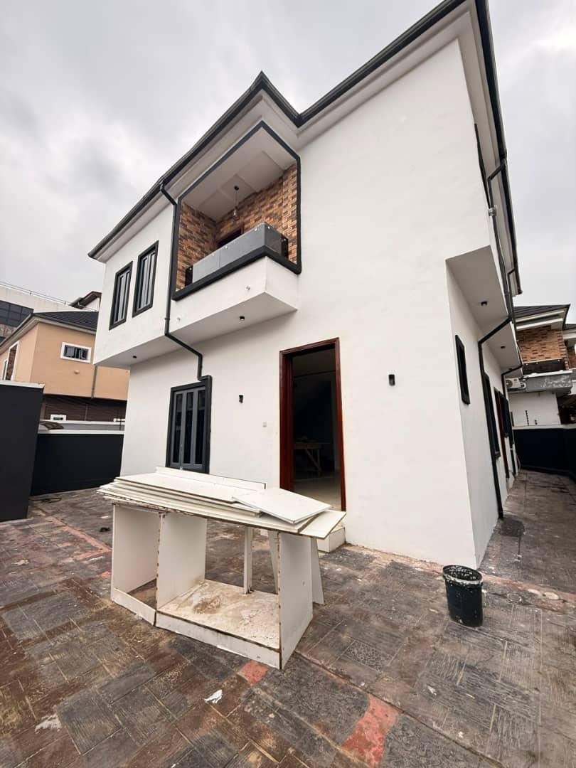 5-Bedroom Detached Home at Victory Park, Osapa London, Lekki