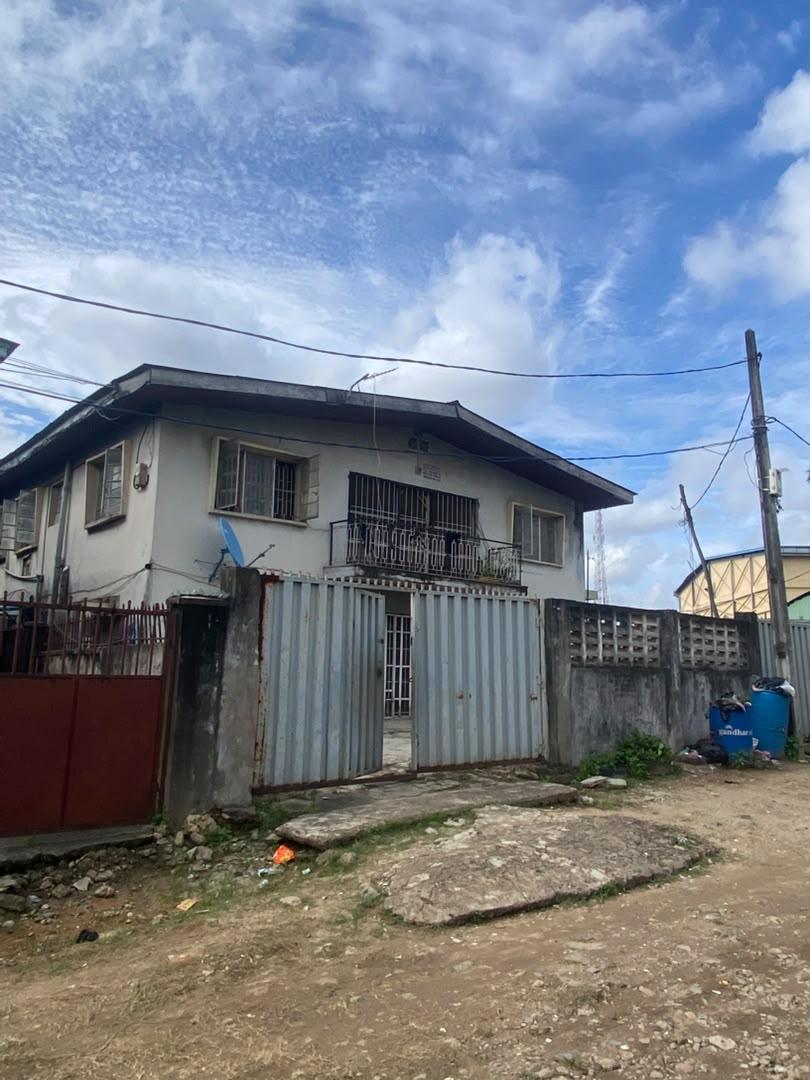 Block of 4 Units of 3-Bedroom Flats at Ire-Akari Estate, Isolo