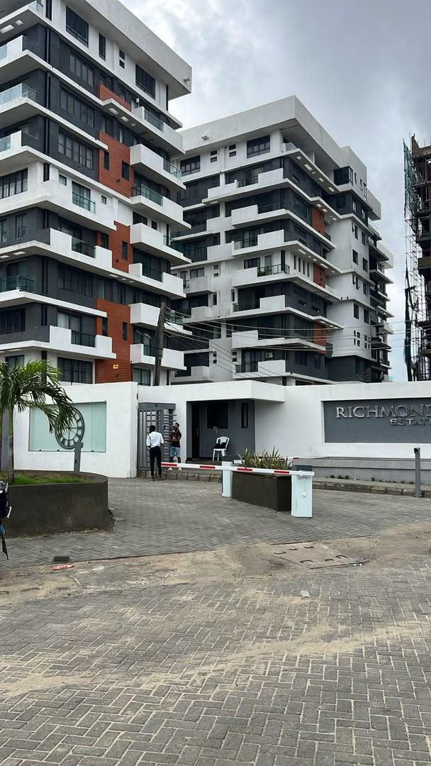 3-Bedroom Penthouse with BQ at Lekki Phase 1