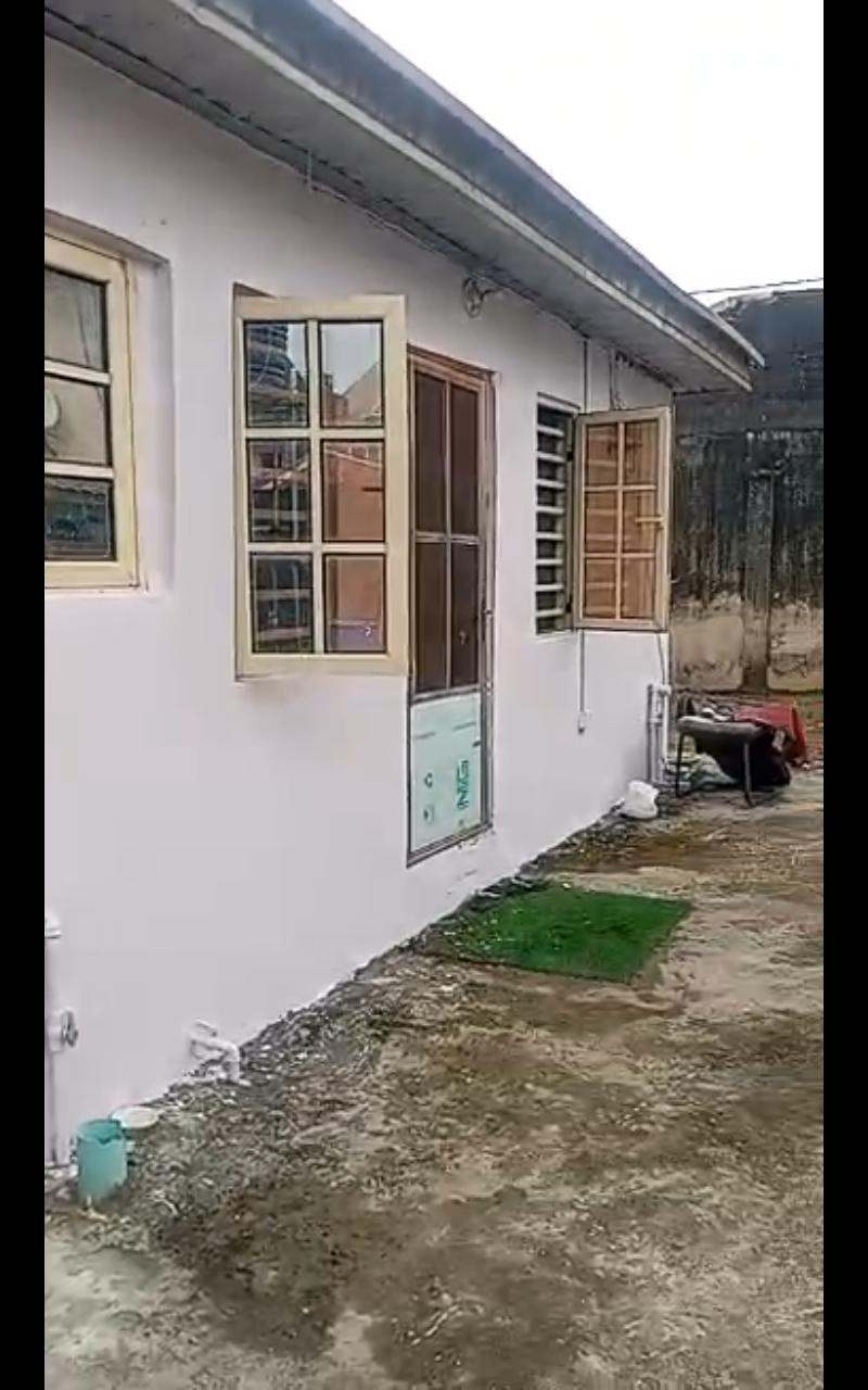 Mini Flat to Let at Jakande, Isolo