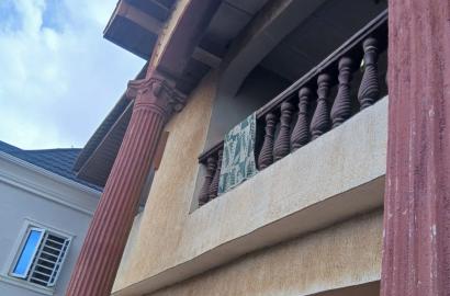 4 Units of 3-Bedroom Flats + 2 Mini Flats at Governor’s Road