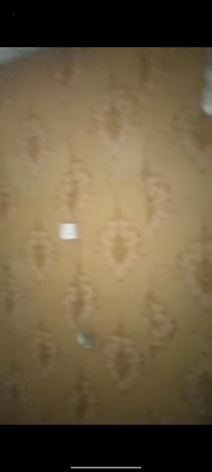 Decent n spacious room self @ new garage