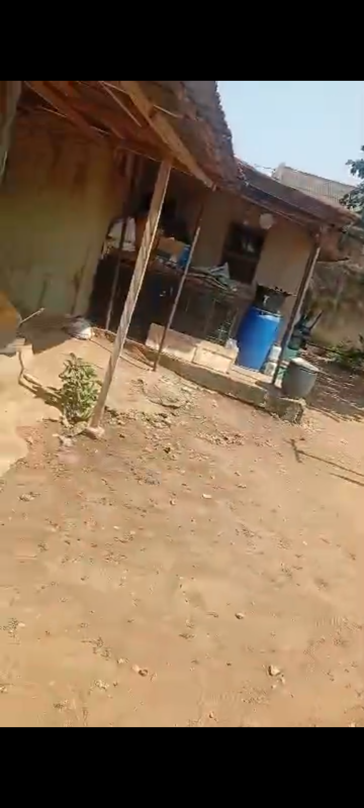 One units of 3 upstairs, two unit of mini flats downstairs,two units of a roomself con in a full plot of land@Okeafa.