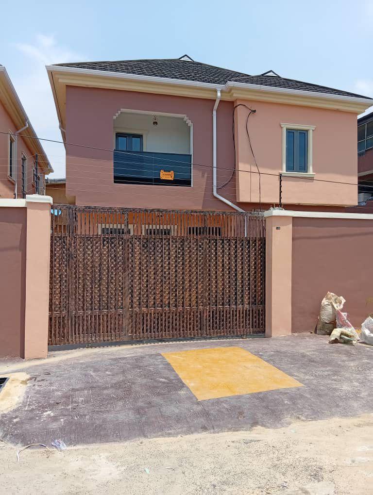Renovated modern Mini Flat, Newly Built 4-Bedroom Detached Duplex, @ATUNRASE, GBAGADA