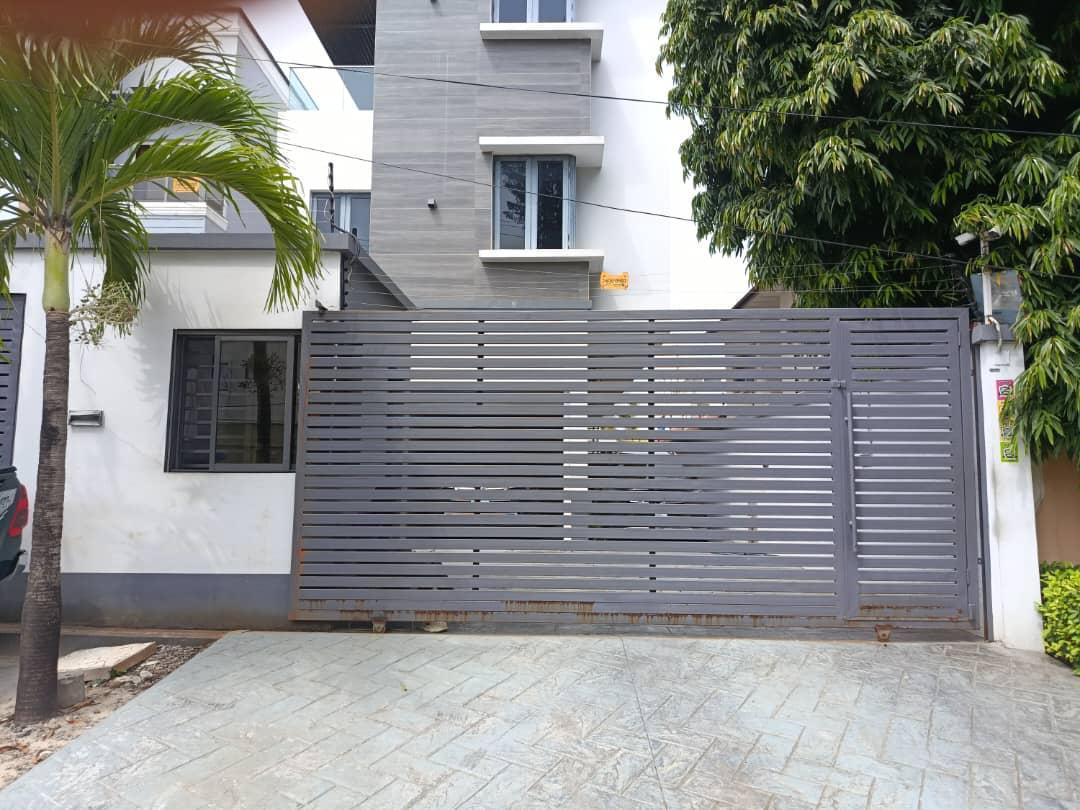 5bedroom Fully Detached House @PARKVIEW ESTATE, IKOYI
