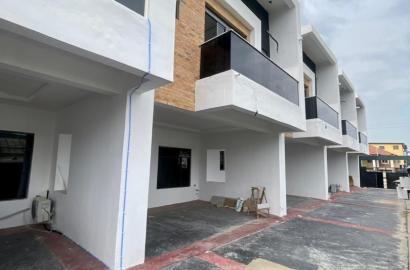 CONTEMPORARY 4 BED TERRACE DUPLEX @OLOGOLO, LEKKI