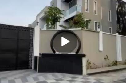 💎 Luxury 4-Bedroom Fully Detached Home + 2-Bedroom BQ | 📍Ikoyi, Lagos
