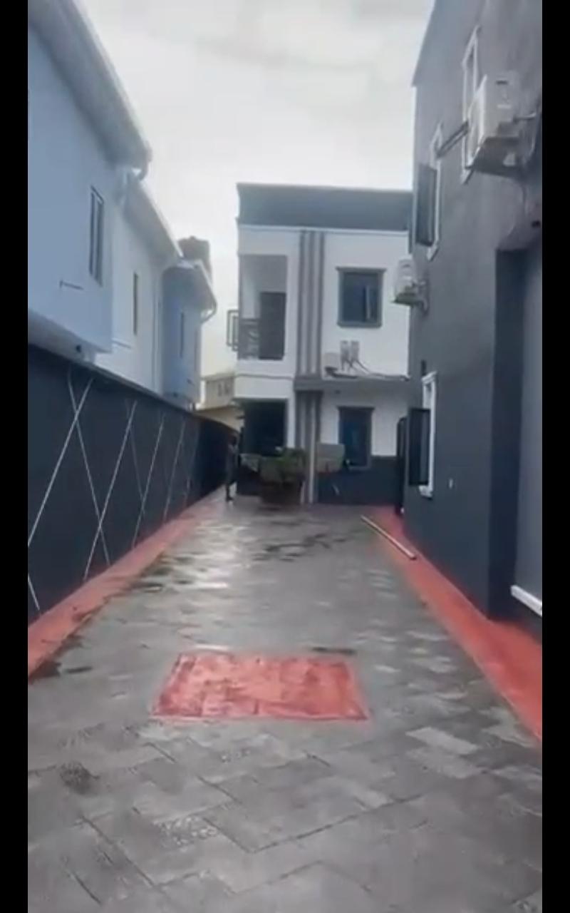 2-Bedroom Duplex & 2-Bedroom Flat To Let – Off Demurin, Ketu