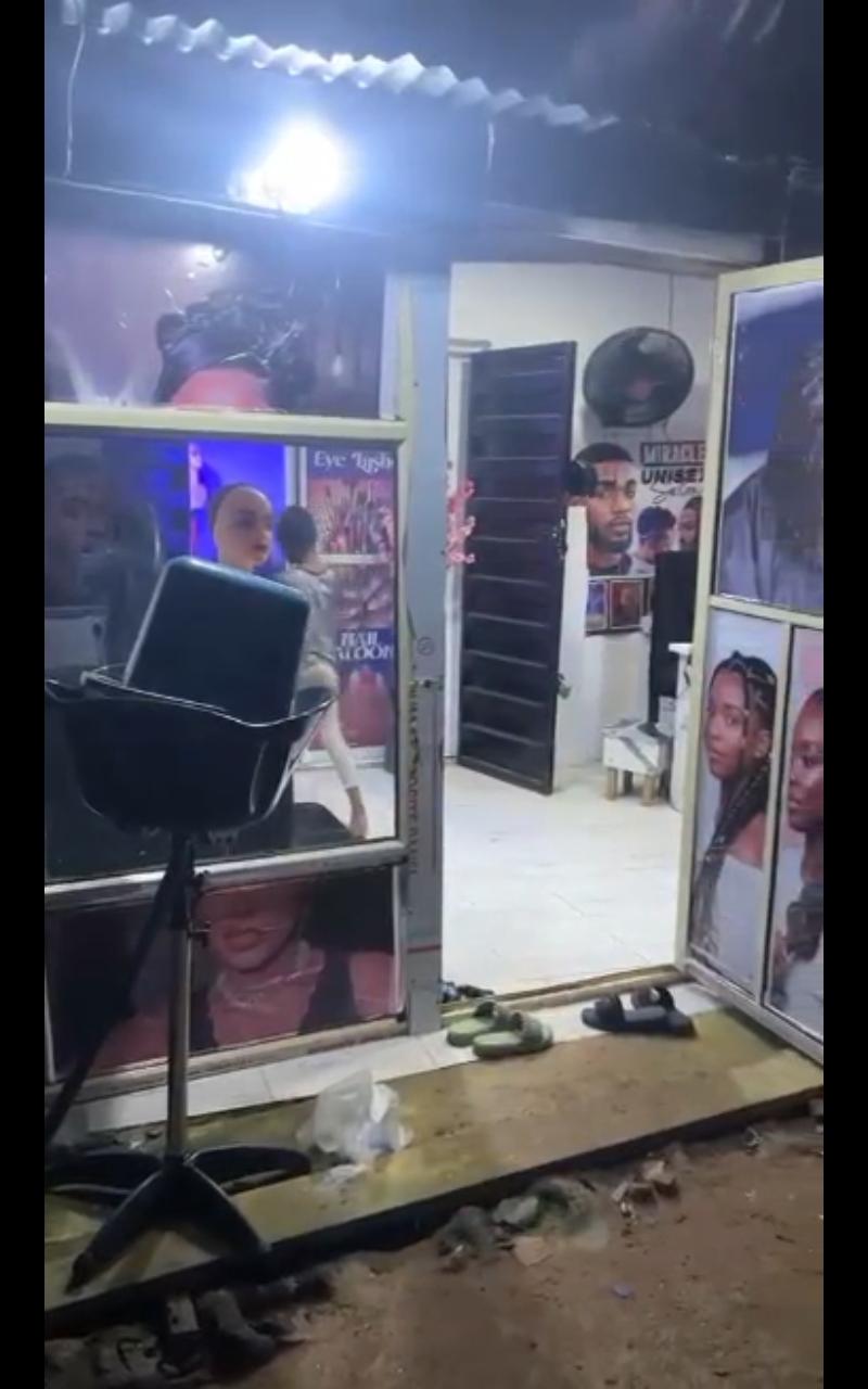 Unisex Salon Business For Sale at Odo-Eran Bus Stop, Igando