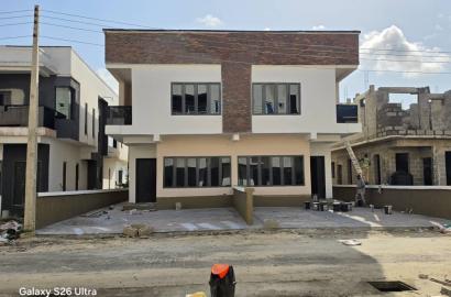 Newly Built 4-Bedroom Semi-Detached Duplex 📍 Location: Meridian Luxury Park Estate, Awoyaya, Ibeju-Lekki, Lagos
