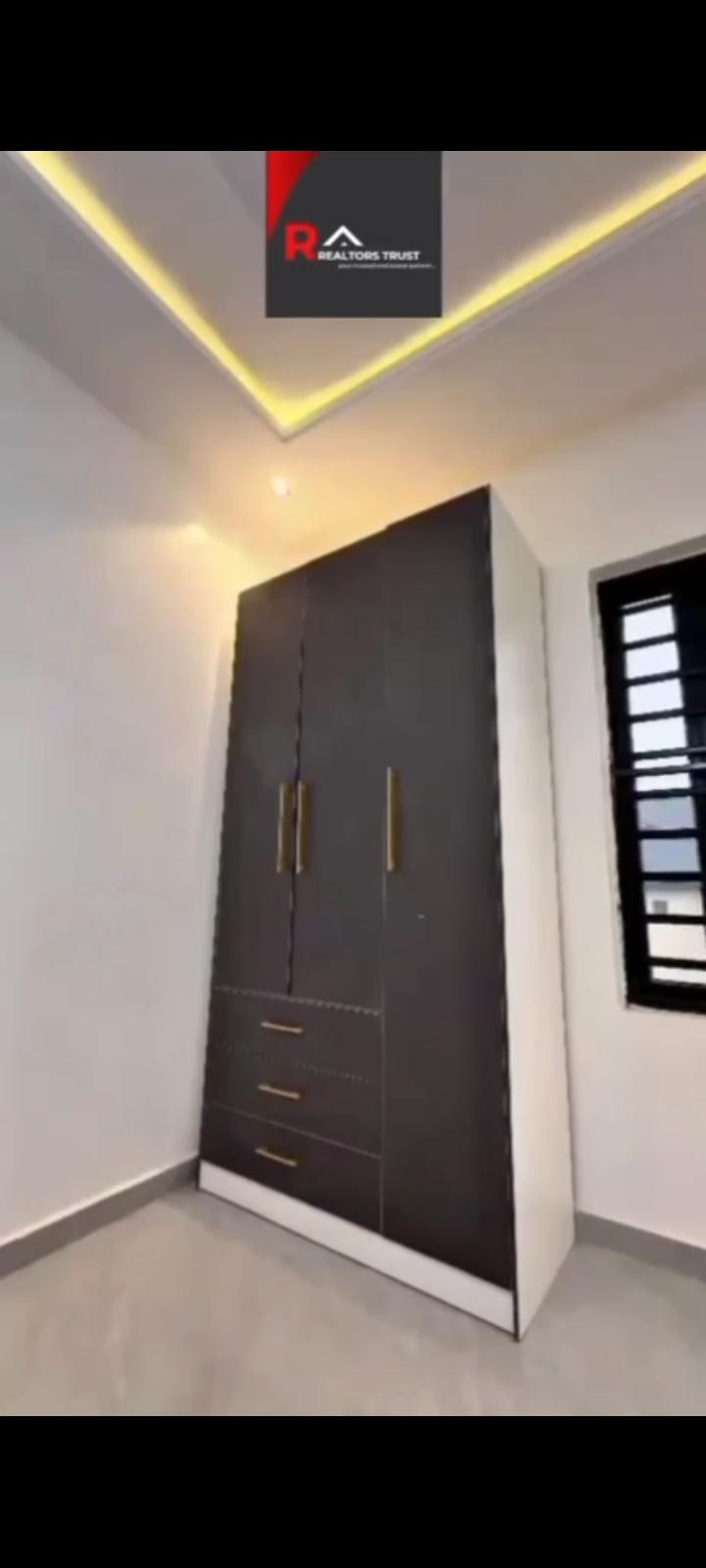 Luxury 5 Bedroom Terrace Duplex at Ajao Estate