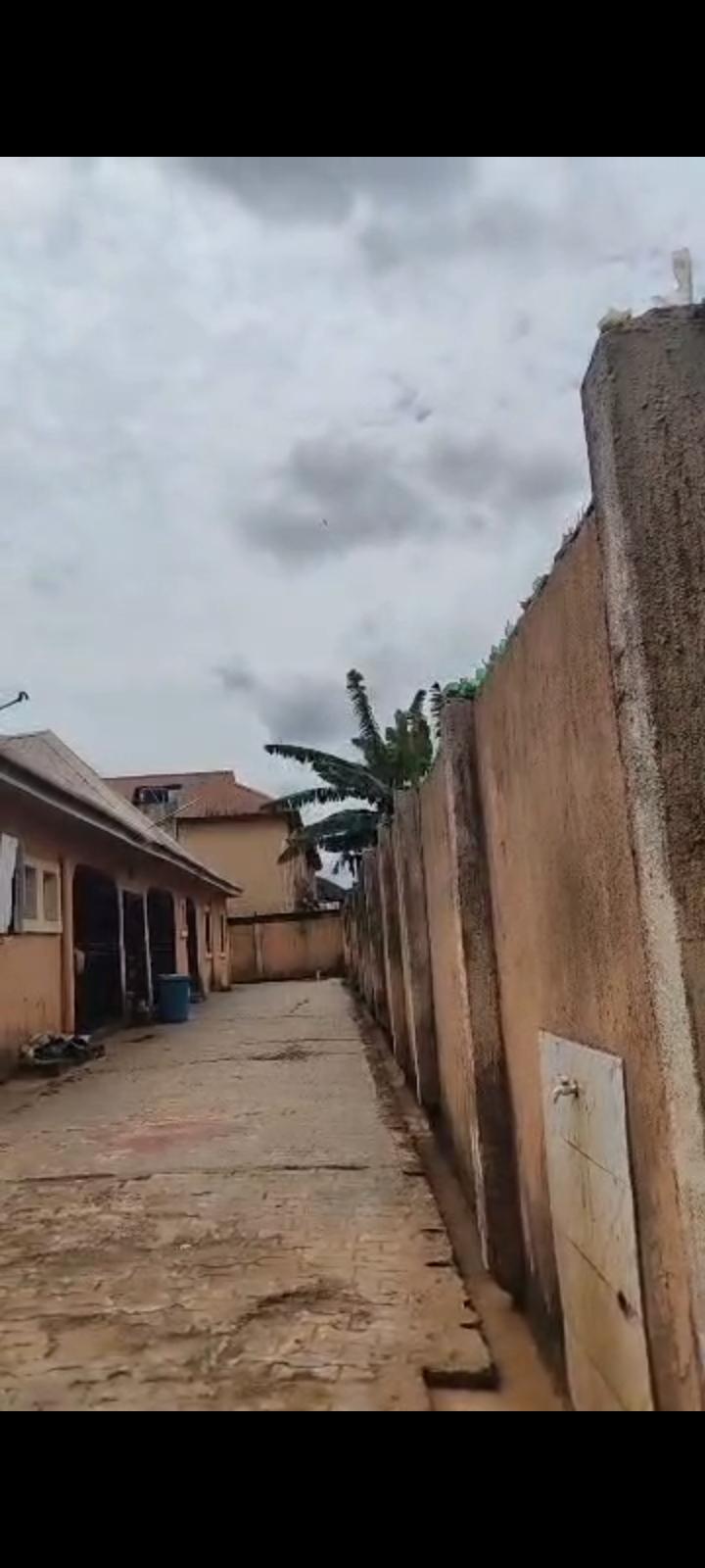 4 Units of Flats – Baruwa Axis, Lagos