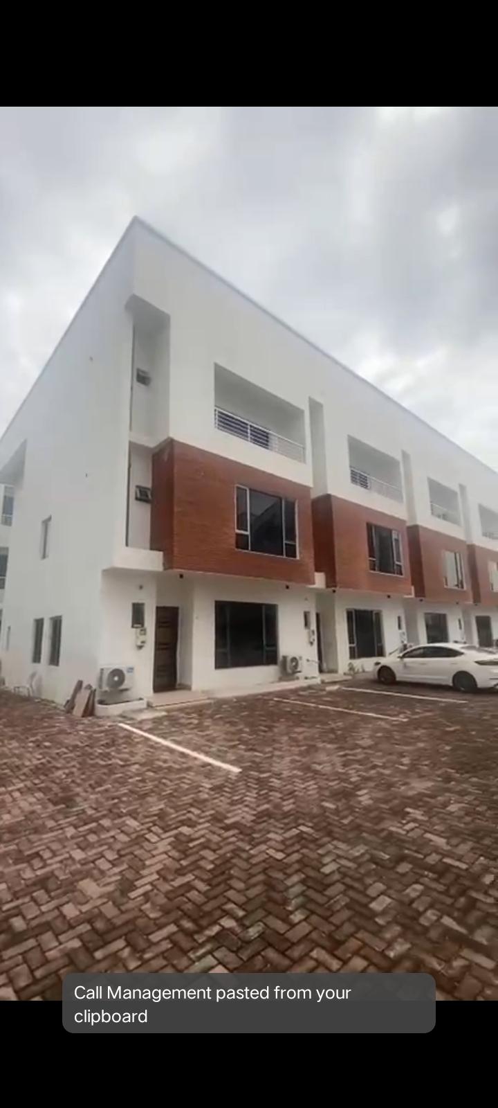 NEWLY BUILT SERVICED 4 BEDROOM TERRACE HOUSE WITH BQ – LEKKI PHASE 1