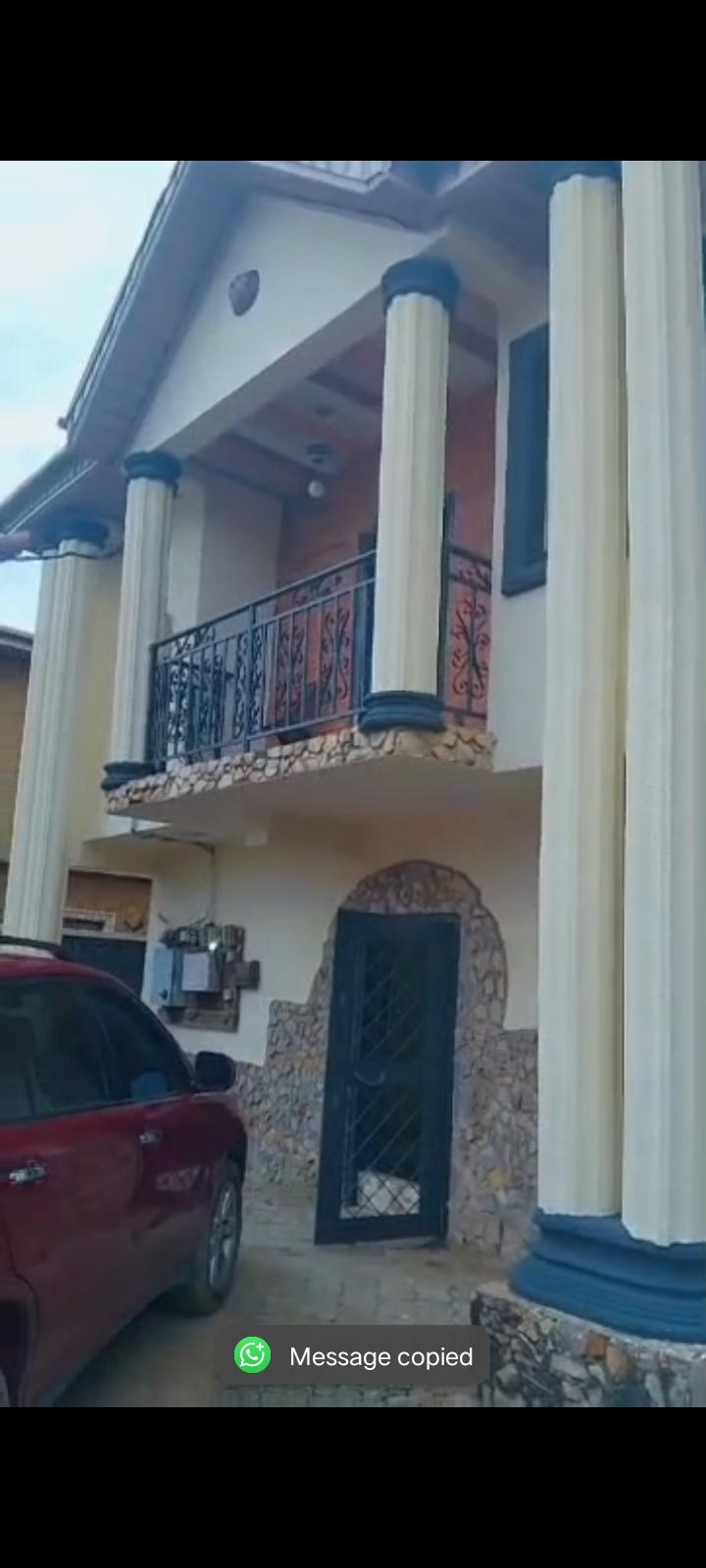 RENOVATED 5 BEDROOM DUPLEX – CANAL ESTATE, LAGOS