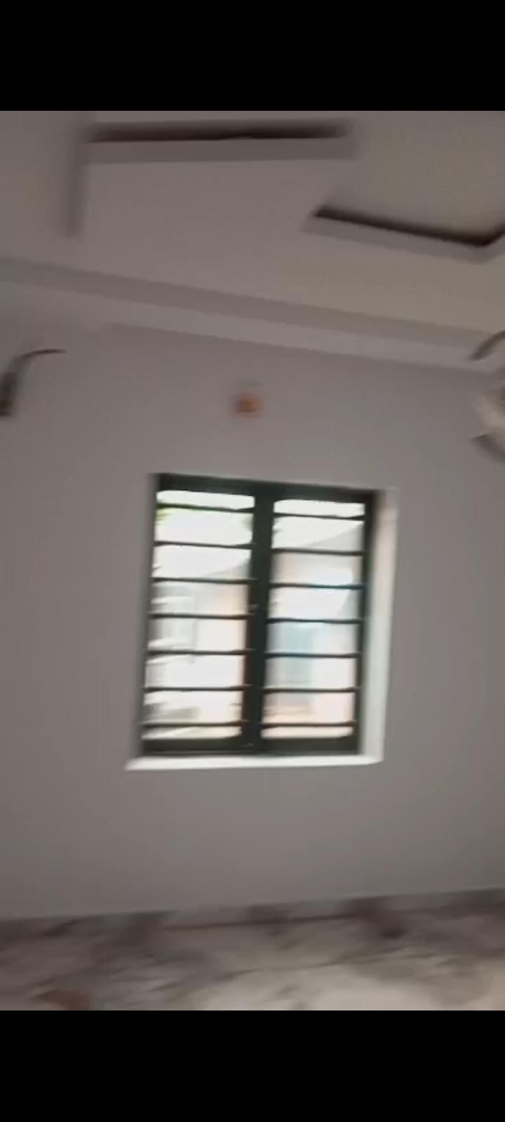 🏡 TO LET Executive Mini Flats & 2-Bedroom Apartments 📍 Location: Hastrup Street, Off Ayilara Street, Ojuelegba, Surulere, Lagos