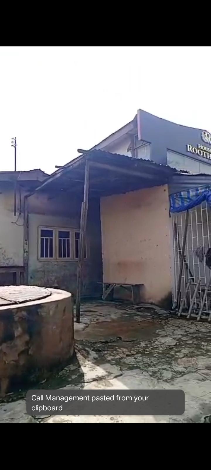 🏡 FOR SALE Bungalow on Half Plot of Land 📍 Location: Oriola Road, Alapere, Ketu, Lagos