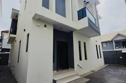 5-Bedroom Fully Detached Duplex with BQ at Omole Phase 2