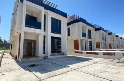 5-Bedroom Fully Detached Duplex with BQ, Office & Open Rooftop Terrace | Ikota, Lekki County