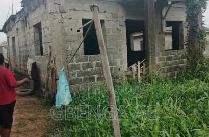 4-Bedroom Duplex at Decking Level on Half Plot | Kudeibu Estate, Ijegun