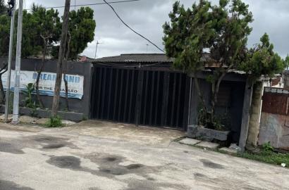 4-Bedroom Detached Bungalow with Mini Flat for Sale | Surulere, Lagos